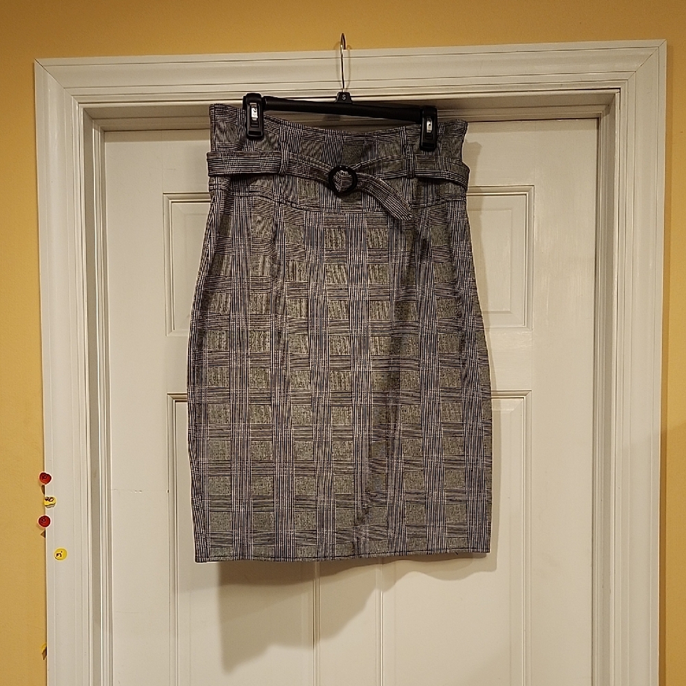Grace Elements Black and Gray Plaid Pencil Skirt